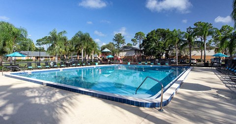 Sparkling Swimming Pool at the Reserves of Melbourne Apartment Homes in Melbourne, FL
